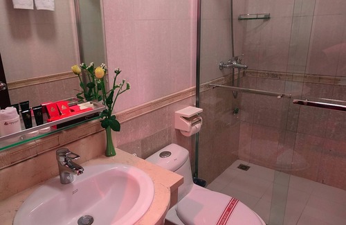 Bai Chay Hotel | Golden Halong Hotel