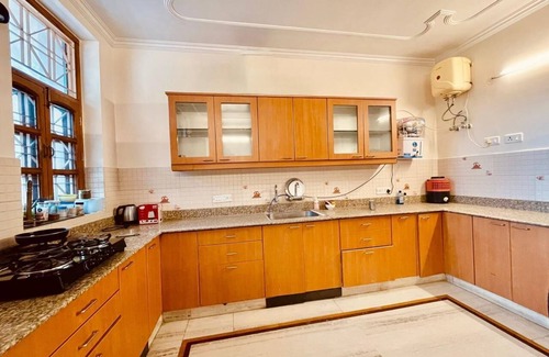 Rishikesh Apartamento | Golden Healing Journeys Homestay