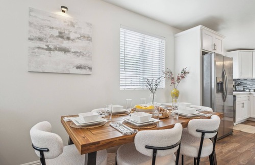 Stockton Casa | Golden Hill 3BR Sleeps 8 Near Zoo & Downtown