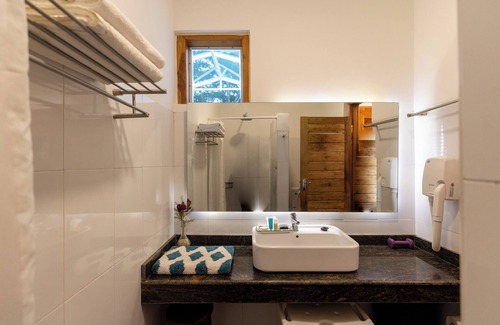 Elmina Hotel | Golden Hill Parker Hotel