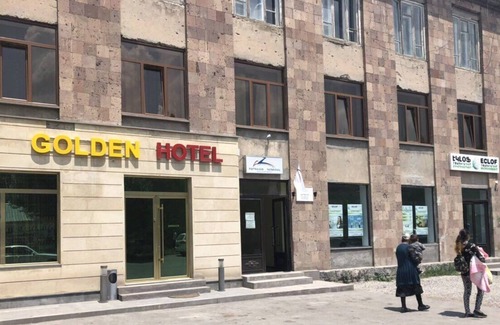 Vardenis Hotel | Golden Hotel