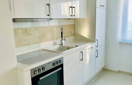 Kaiserslautern Apartamento | Golden Hour Apartment (light-flooded, stylish, modern + top location)
