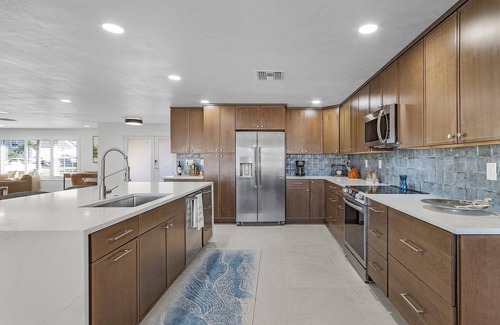 Lochmoor Waterway Estates Casa | Golden Hour Getaway - Renovated Waterfront Retreat Near Downtown Fort Myers