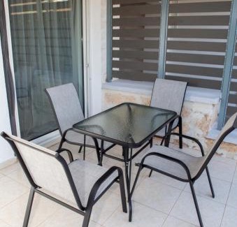 Paiania Apartamento | Golden House close to Athens airport