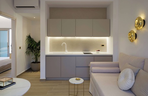 Bali Casa | Golden Luxury Suites