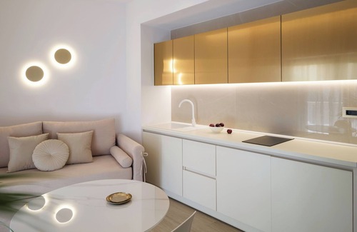 Bali Casa | Golden Luxury Suites