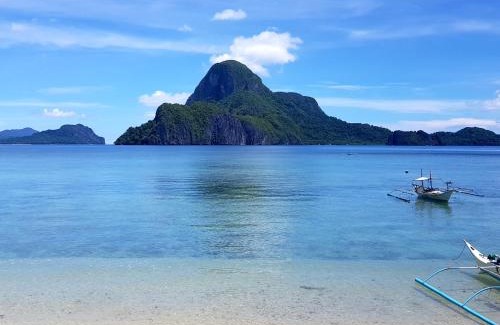 El Nido Hotel | Golden Monkey Beach Hotel