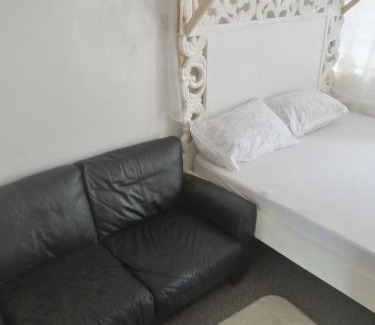 Tangana Apartamento | Golden Nest