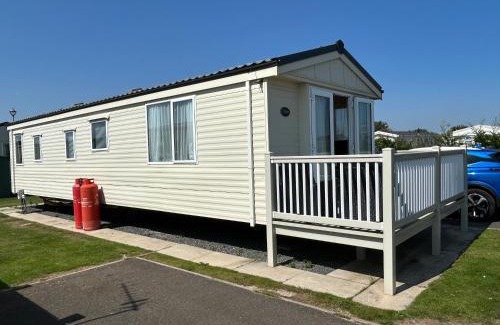 Chapel Saint Leonards Casa | Golden palm 8 birth holiday home