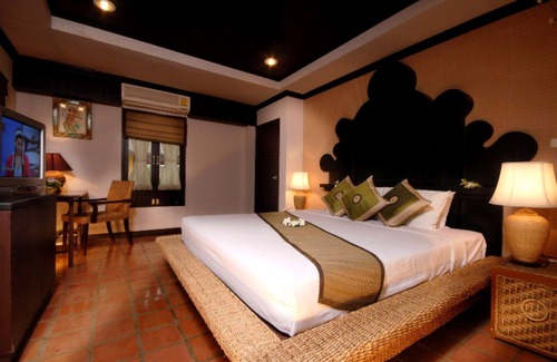 Pak Nam Pran Hotel | Golden Pine Beach Resort & Spa
