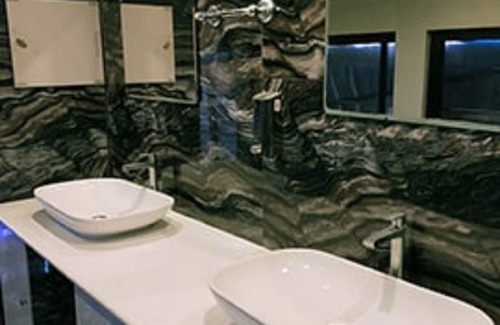 Kolkata Casa | Golden Plaza Guest House - Kolkata