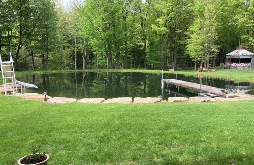 Stratford Apartamento | Golden Pond Cozy Lower Level, Indoor & Outdoor Fire Pit, 30 min to Granite Peak