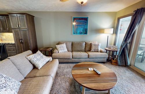 Osage Beach Condominio | Golden Reef - Comfortable 2 Bdrm condo