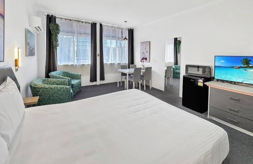 Forster Hotel | Golden Sands Motor Inn Forster