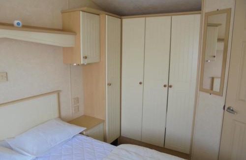 Ingoldmells Apartamento | Golden Sands: Richmond GS:- 6 berth, Blow heated, Access to the beach