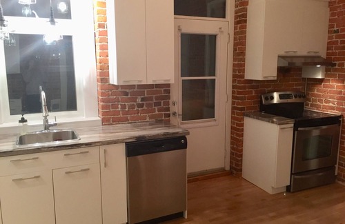 Desjardins Apartamento | GOLDEN Suite 12 Guests Eventos especiales Castle View