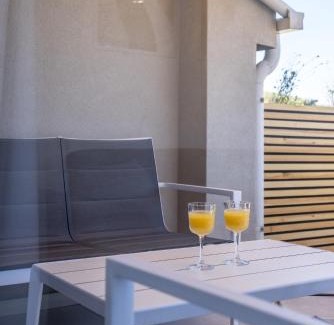 Sutivan Apartamento | Golden Sunset Sutivan - Exclusive 4-Star Apartment