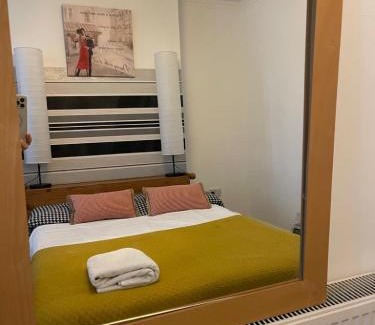 Norwich Casa | Golden Triangle Budget Rooms