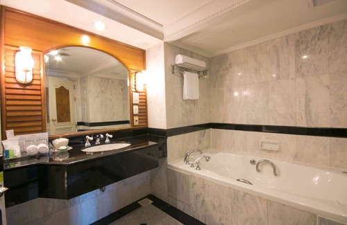 Rama 9 Hotel | Golden Tulip Sovereign Hotel Bangkok