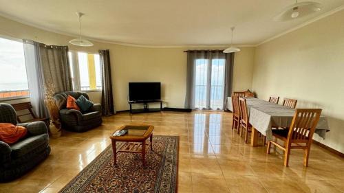 Gaula Casa | Golden View