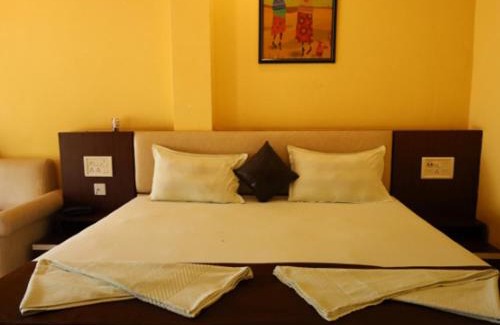 Kanthi Complejo | Golden View Resort and Restaurant