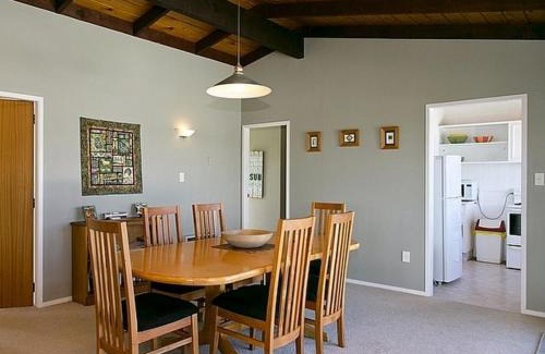 Richmond Heights Casa | Golders Heights - Taupo Holiday Home
