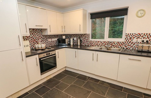 Milford Haven Cabaña | Goldfinch