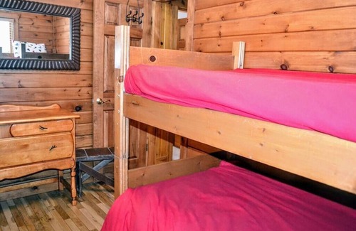 Lac du Flambeau Casa | Goldfinch Getaway - Fence Lake