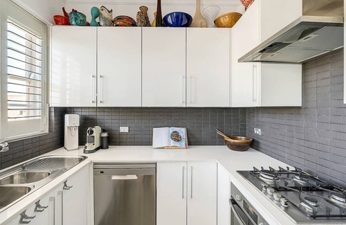 Woollahra Apartamento | Goldie Grand An Art Deco Gem at Centennial Park