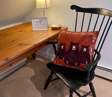 Kodiak Cama Y Desayuno | Goldilocks Bed & Breakfast
