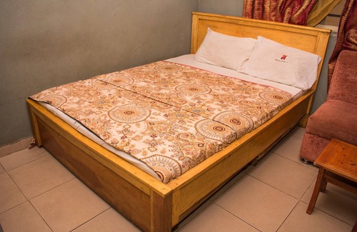 Ikotun Hotel | Goldlux Hotel