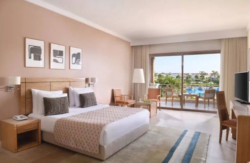 Ain Sokhna Hotel | Golf & Beach Dream Stay Near Red Sea & Marina l 2 Pool-view Rooms w/Spa Access