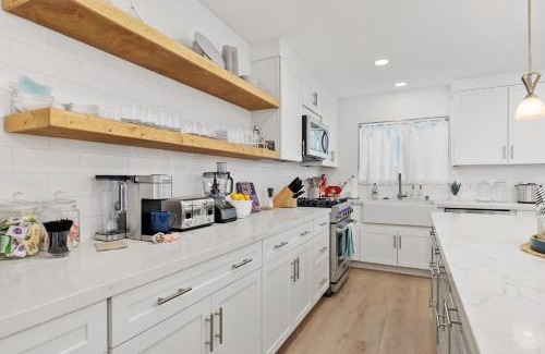 Olde Carlsbad Casa | Golf - Beach - Legoland - Shopping - Dining