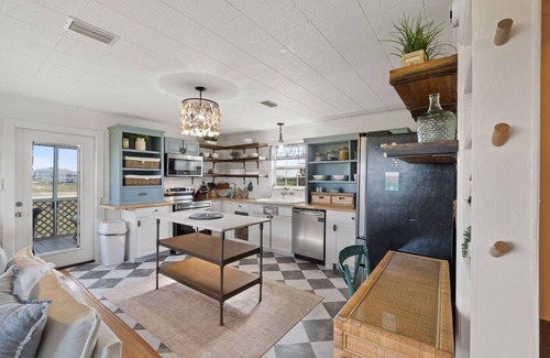 Fort Morgan Pines Casa | Golf Cart | Pet Friendly | Short Walk to Beach | Latitude Adjustment