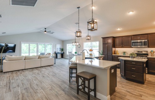 Wildwood Casa | Golf Cart & Preserve View: The Villages Retreat!