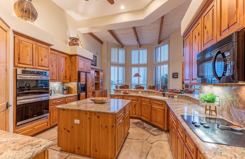 Las Sendas Casa | Golf Colony w/Golf, Mt & City Views: Salt H2O Pvt POOL, Spa, Kiva Fireplace, TVs All BRs