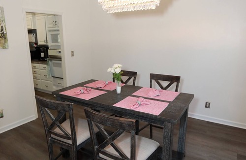 Warner Robins Casa | Golf community/Beautiful house with a golf view