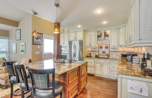 Eagle-Vail Casa | Golf Course and Mtn Views Avon Gem with Gas Grill!