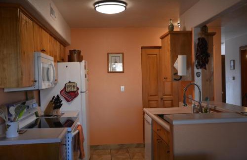 Moab South Valley Apartamento | Golf course condo in Moab