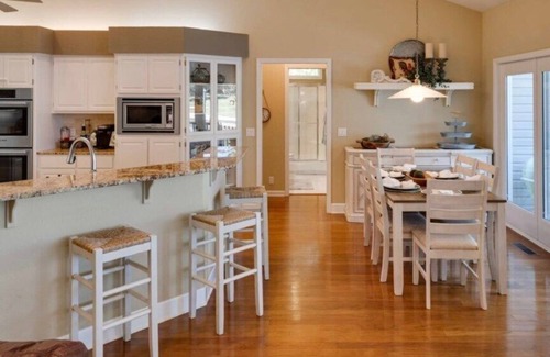 Hot Springs Village Casa | Golf course home for family, friends and fun!