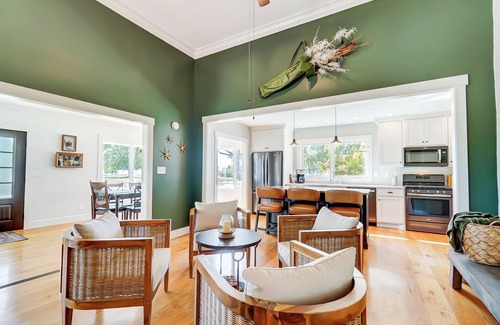 Celina Casa | Golf Course Home - Hot Tub, Seasonal Heated Pool, Putting Green, Dogs Welcome