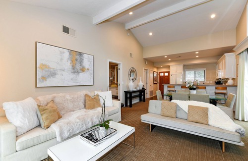 Napa Condominio | GOLF COURSE VIEWS, THE HEART OF NAPA VALLEY, 2 PRIMARY SUITES - 31 NIGHT MINIMUM