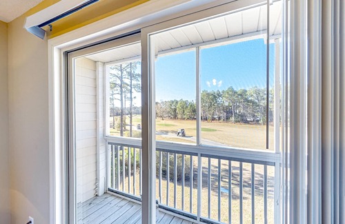 St. James Condominio | Golf-front condo with fairway view, on-site pool, & screened balcony