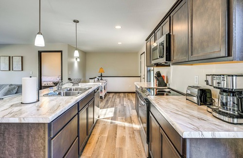 Friendship Casa | Golf, Hike & Boat: Home w/ Fire Pit in Friendship