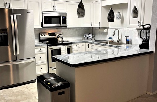 Oakland Hills Casa | Golf lovers serene escape - Cozy 3 bed/2 bath, and close to the beach