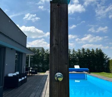 Sajdikove Humence Villa | GOLF POOL VILLA