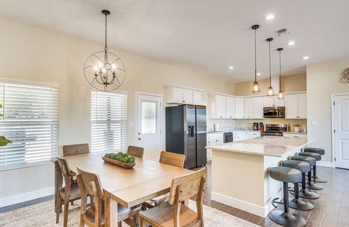 Midland Casa | Golf, Shop & Explore: Home 5 Mi to Dtwn Midland!