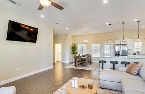 Midland Casa | Golf, Shop & Explore: Home 5 Mi to Dtwn Midland!