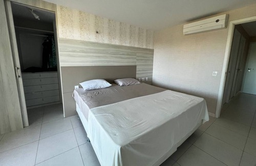 Loteamento Parque das Fontes Apartamento | Golf ville residence with pool and beachfront location