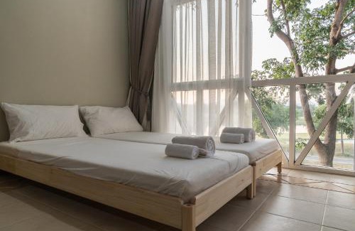 Khanong Phra Apartamento | Golf View Suite Private Apartment Khao Yai